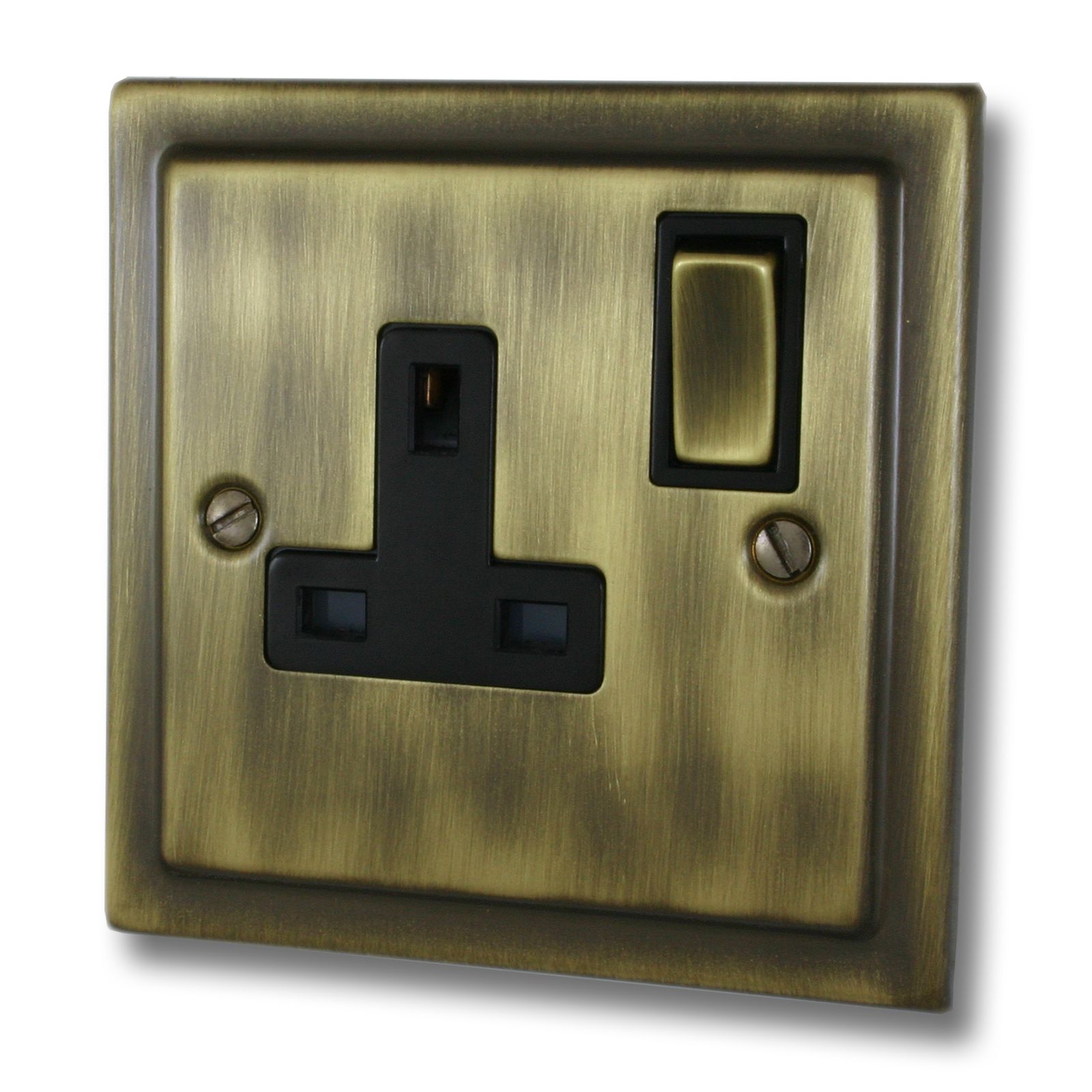 Victorian Antique Brass Single 1 Gang 13a Socket - V06AN