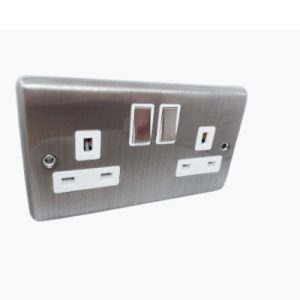 BRUSHED CHROME 2 GANG SWITCHED SOCKET B/CHROME WHITE - 07BCW