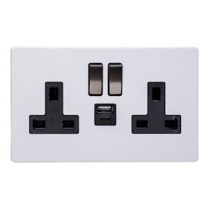 Varilight Primed 2-Gang 13A Single Pole Switched Socket with 1x USB A & 1x USB C Charging Ports – XDY5UACIBS.PD
